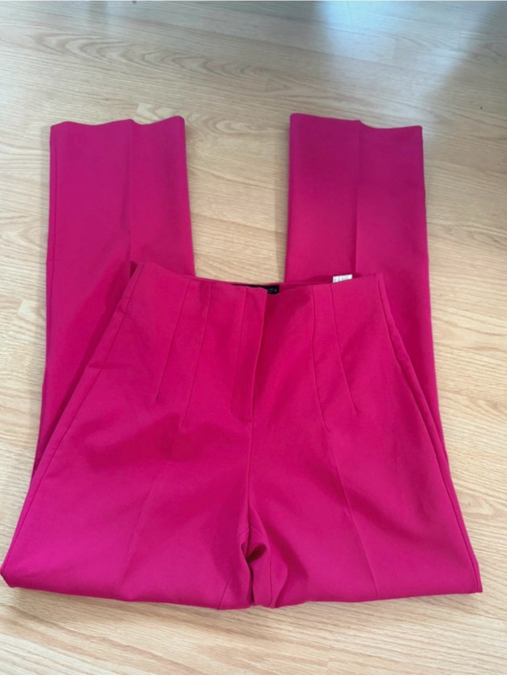Size M Zara Straight-Leg High-Waist Pants in Bright Fuchsia